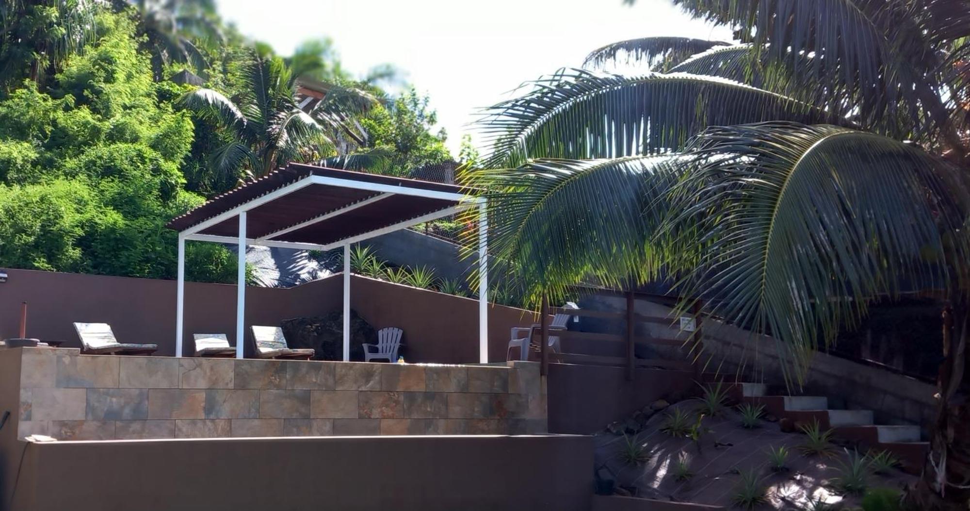 Fare Anuanua Bed & Breakfast Haapiti ภายนอก รูปภาพ